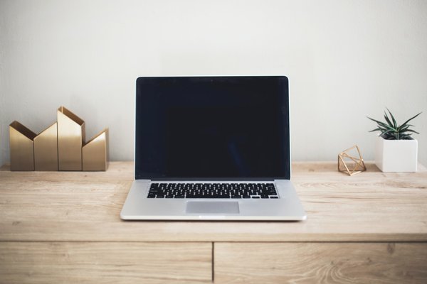 Comment faire pour se connecter à un ordinateur portable ?